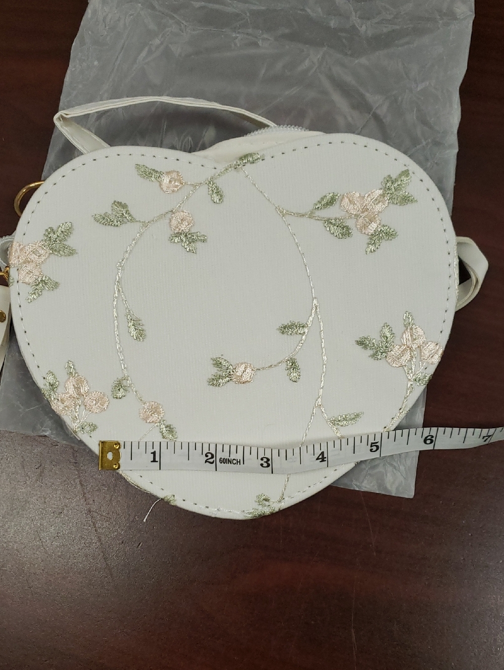 White Heart-Shaped Floral Crossbody Bag
